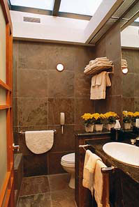 Asian Maswter Bathroom Suite image